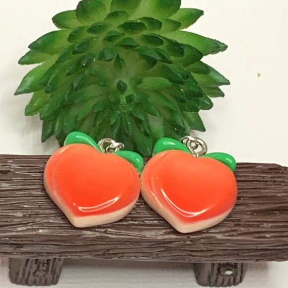 Peach Earring, Fruit Earring, Funny Food Earring, Gift Idea, Georgia Earring - Picture 1 of 5